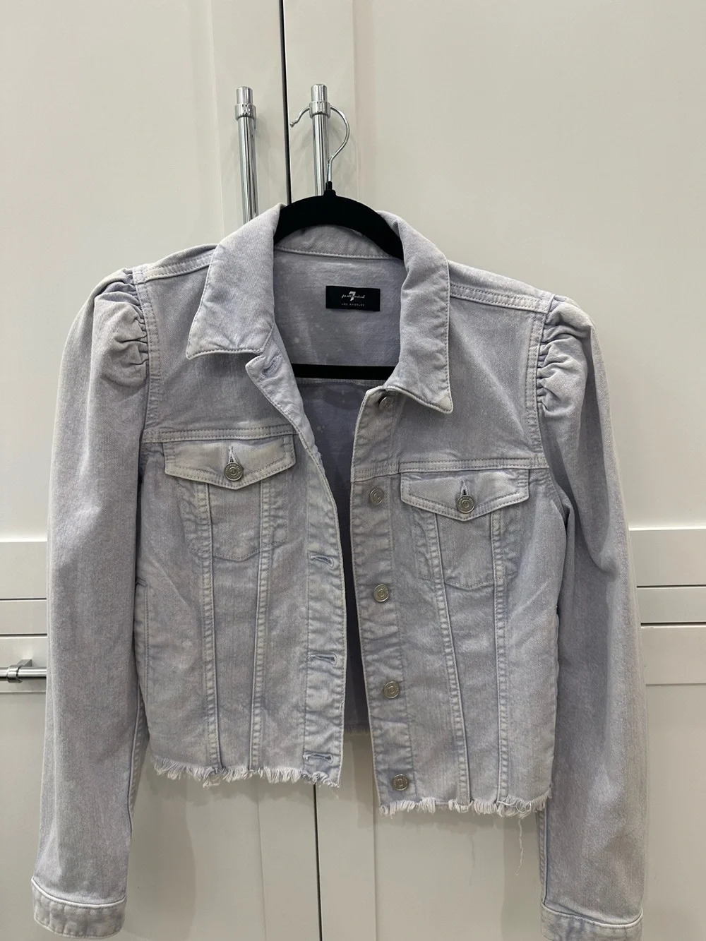 7 For All Mankind Puff Sleeve Classic Jean denim Jacket - Women’s Small- l